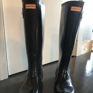 Women’s hunter boots